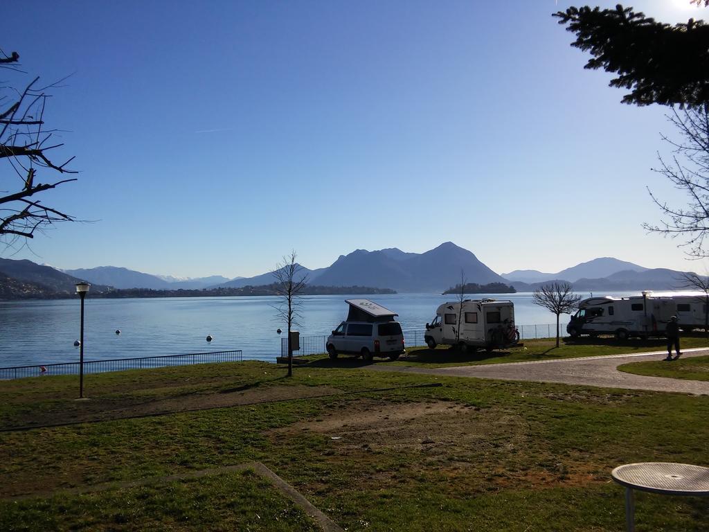 Camping Parisi Baveno Eksteriør billede